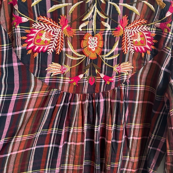 Embroidered Johnny Was V-neck Plaid Burgundy Floral size XL - Picture 9 of 10